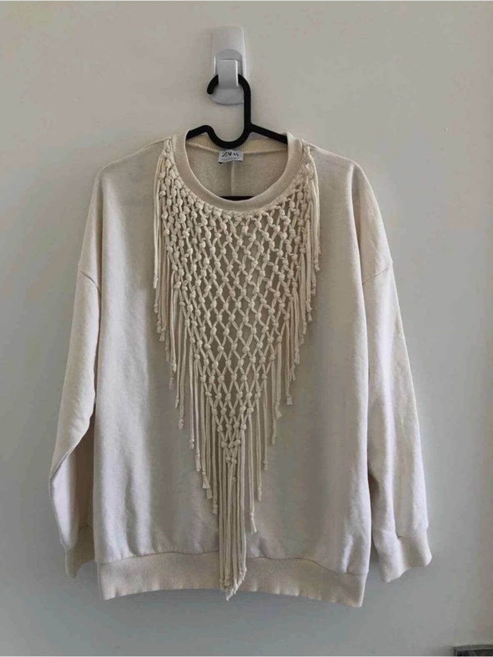 Zara Fringe Crochet Detail Sweatshirt Cream Off White Size S Crewneck